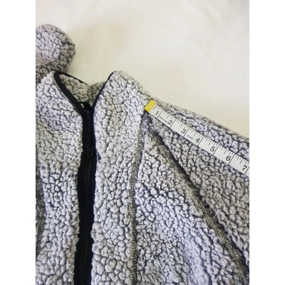 Divided H&M Womens Jacket Size XS Short Sherpa Fuzzy Soft Gray Thick Fleece - Picture 15 of 16